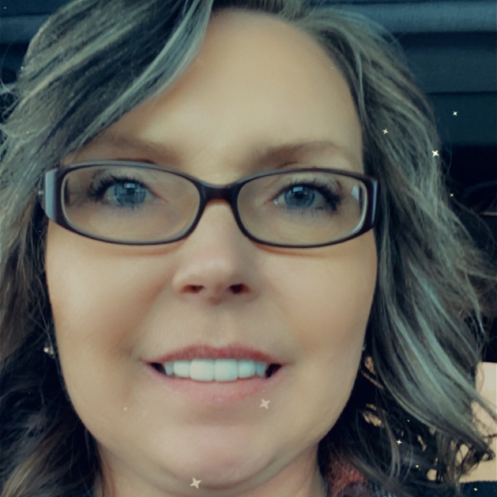 Meet your Posher, Felicia